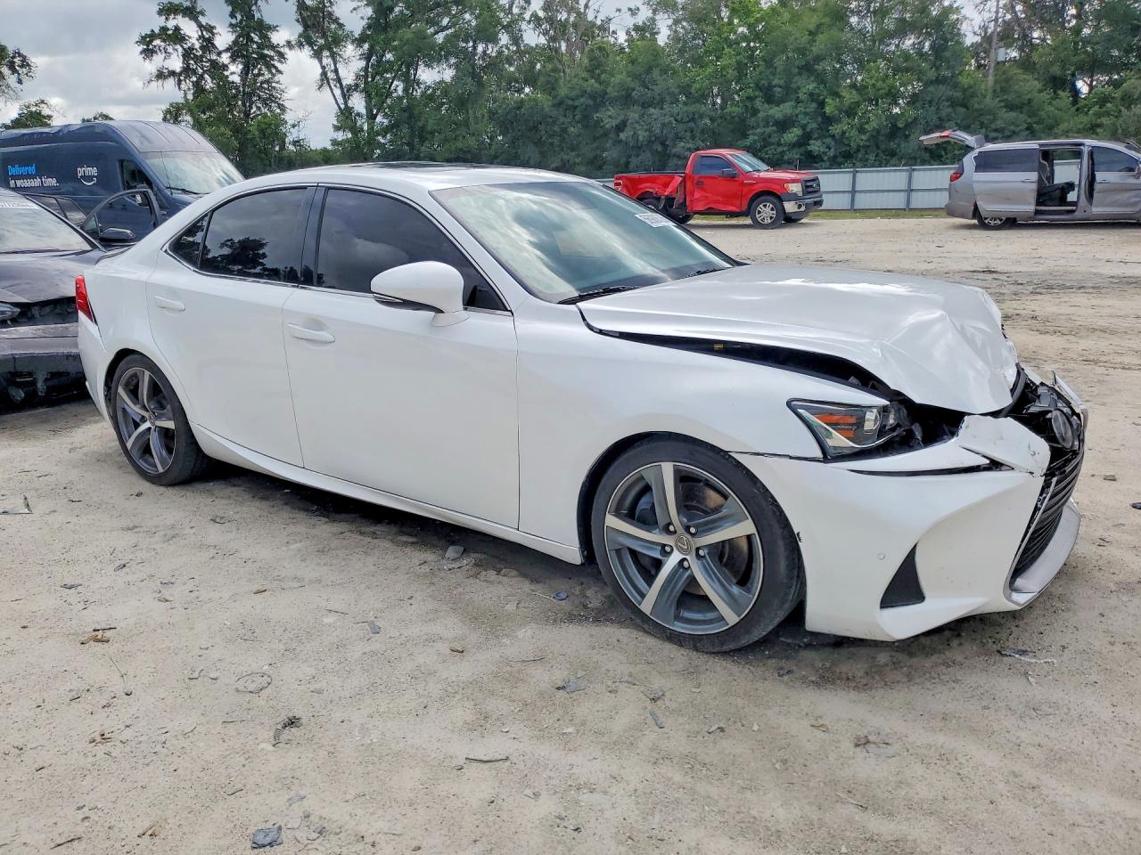 2018 LEXUS IS