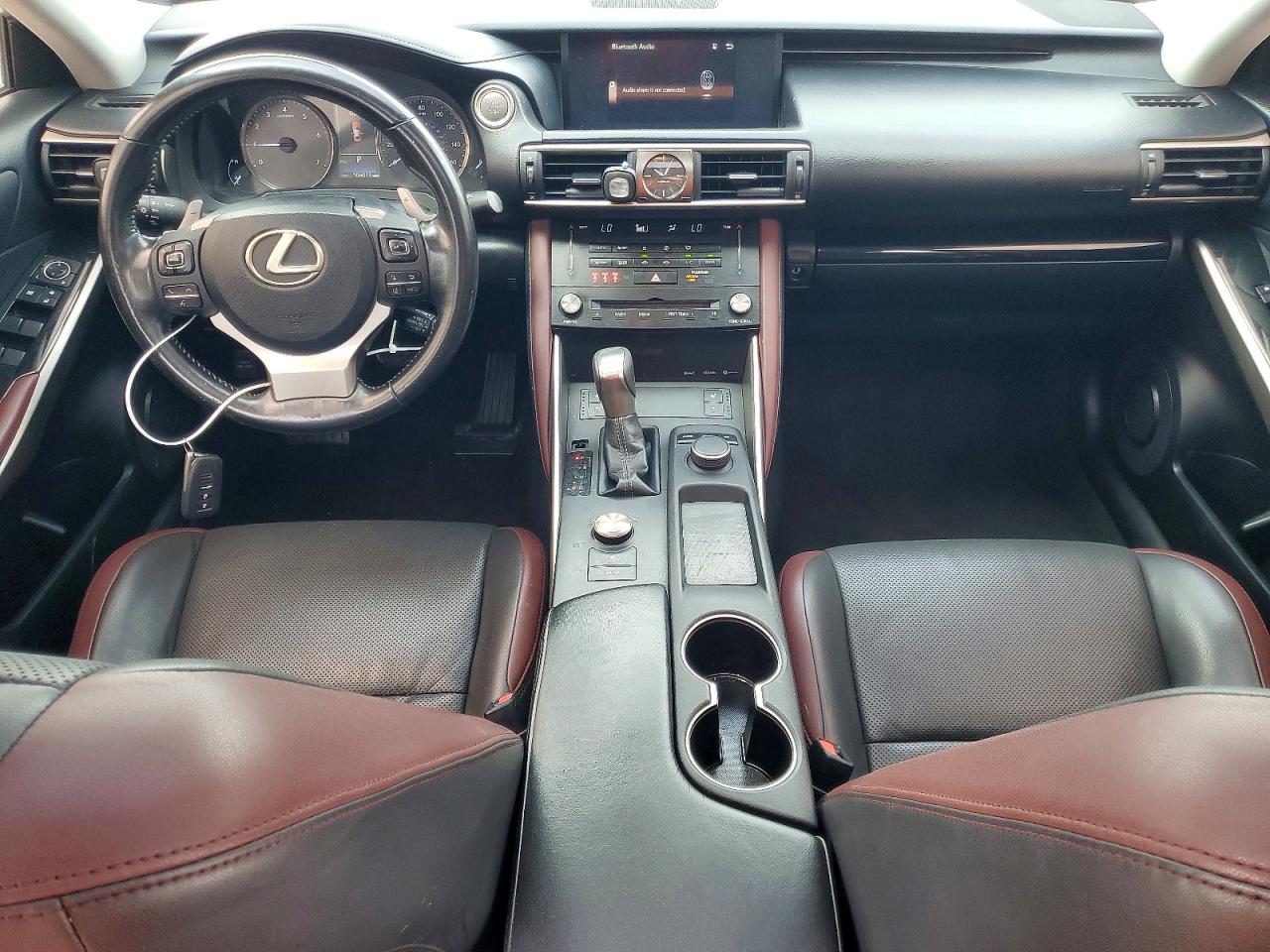2018 LEXUS IS