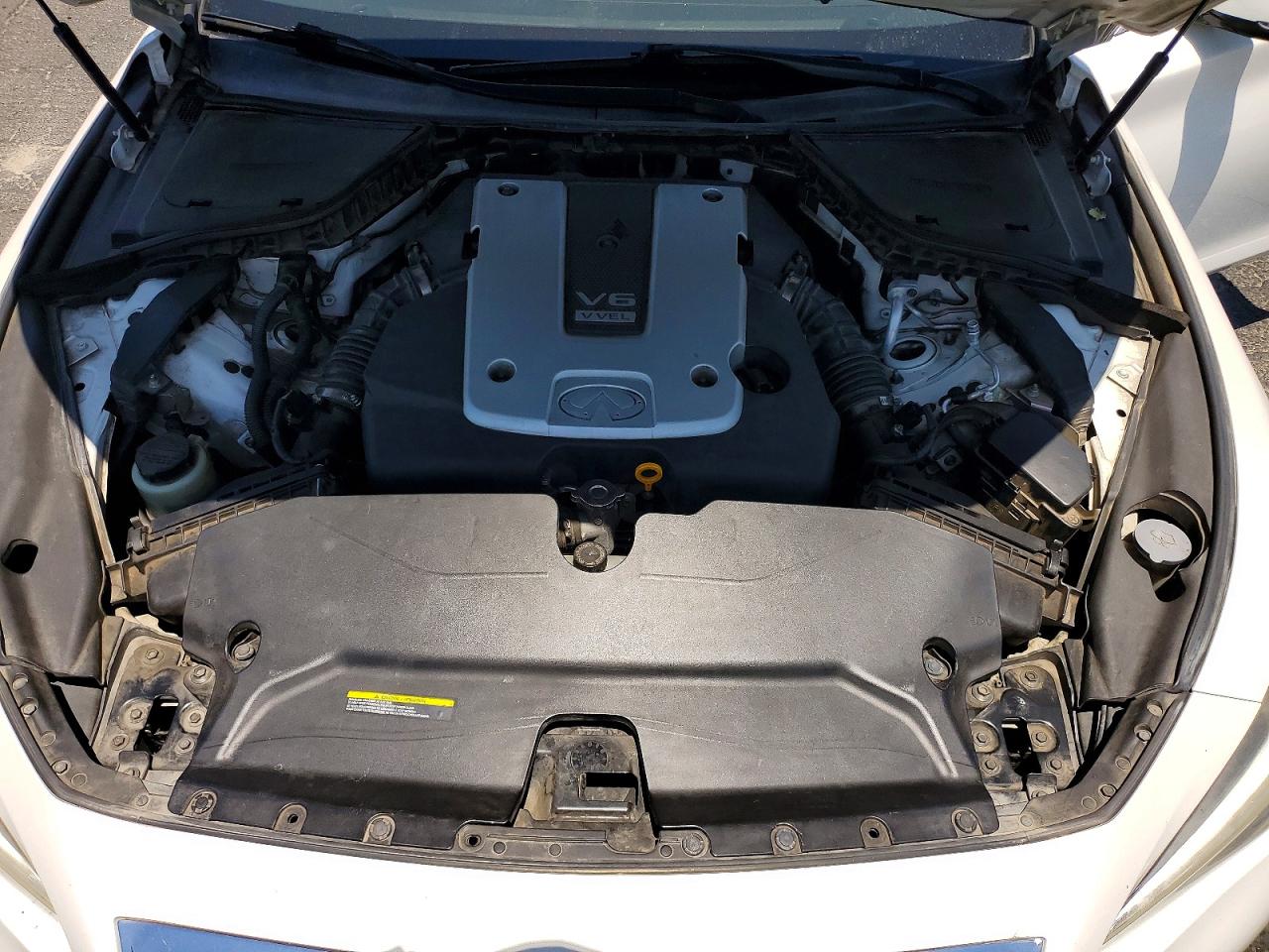 2015 INFINITI Q50