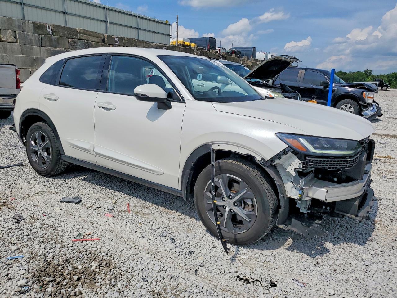 2025 HONDA HR-V