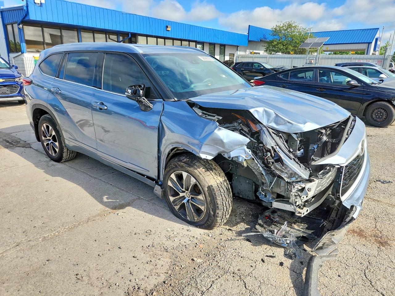 2022 TOYOTA HIGHLANDER