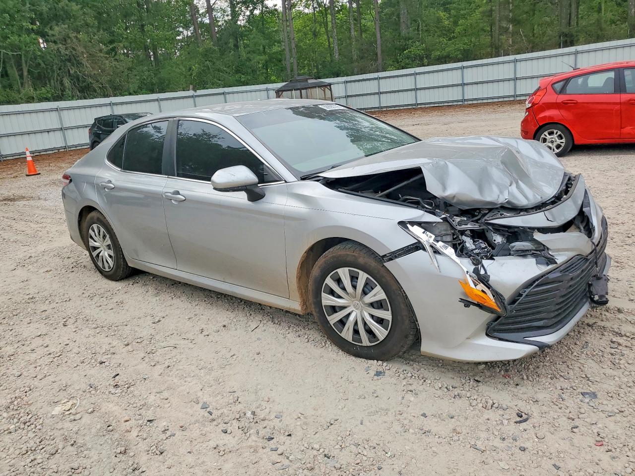 2019 TOYOTA CAMRY