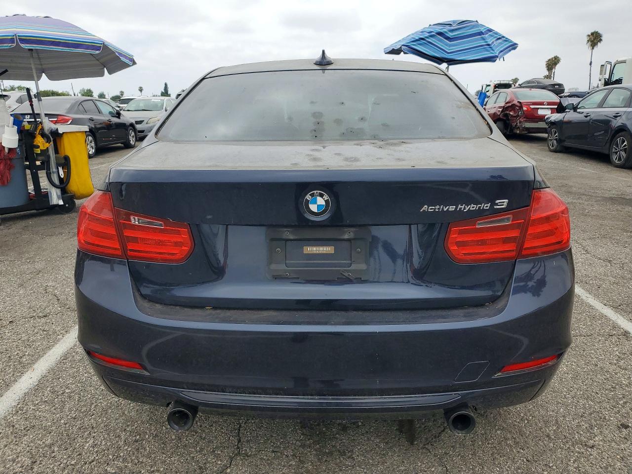 2013 BMW 1 SERIES