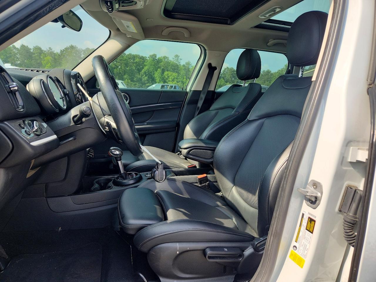 2019 MINI COOPER
