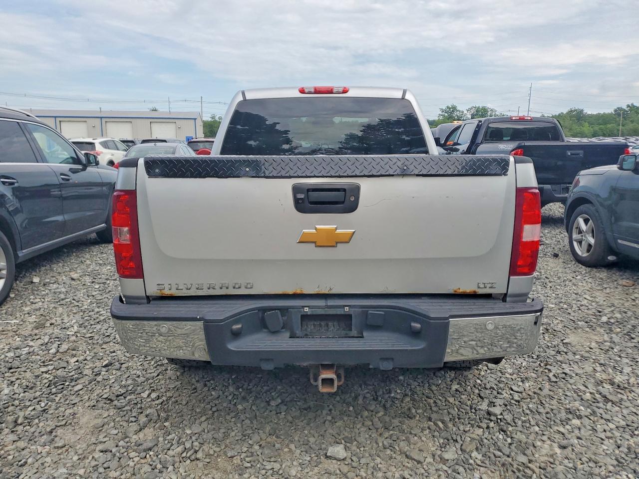 2013 CHEVROLET SILVERADO