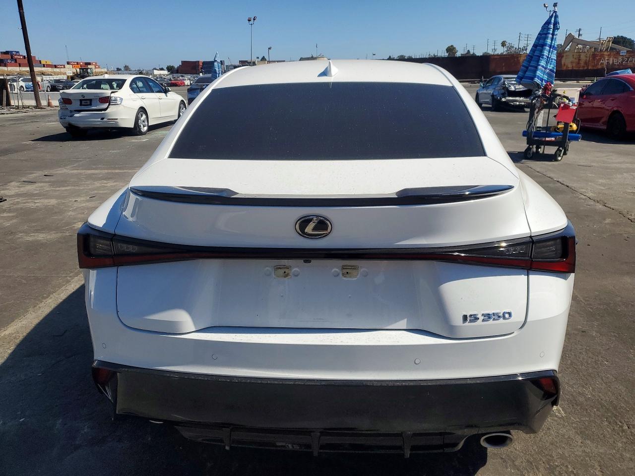 2024 LEXUS IS