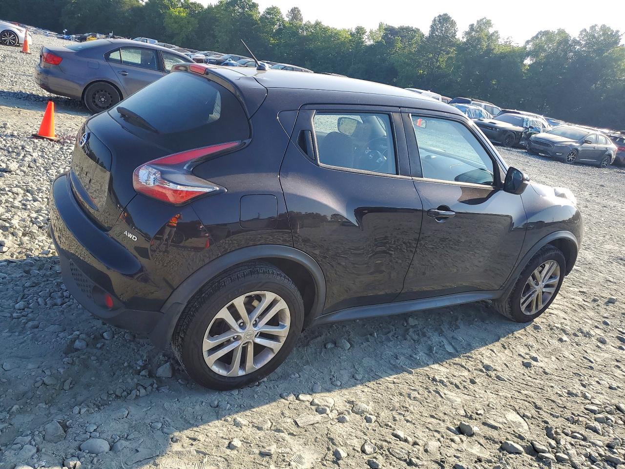 2016 NISSAN JUKE