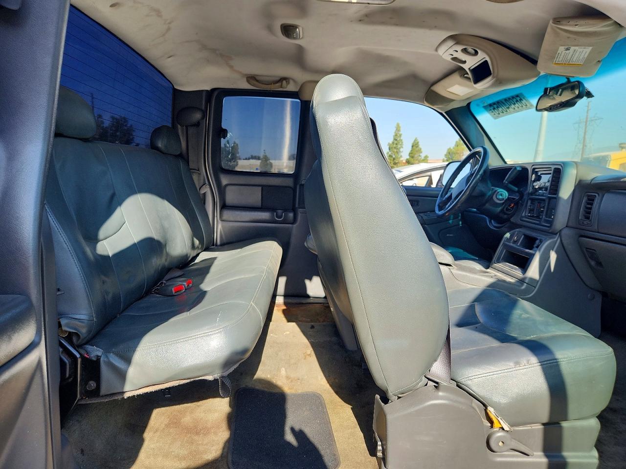 2004 CHEVROLET SILVERADO