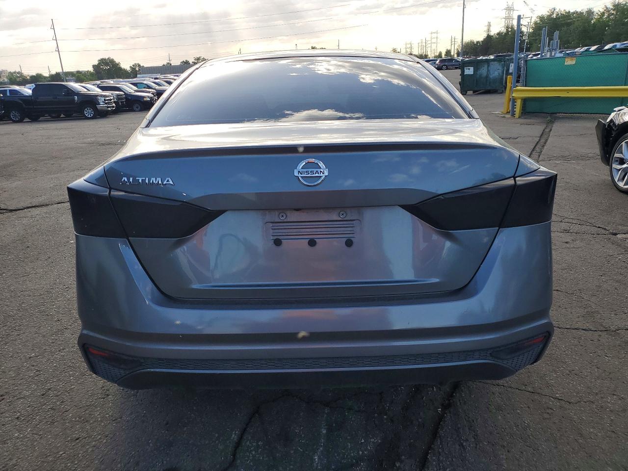 2022 NISSAN ALTIMA