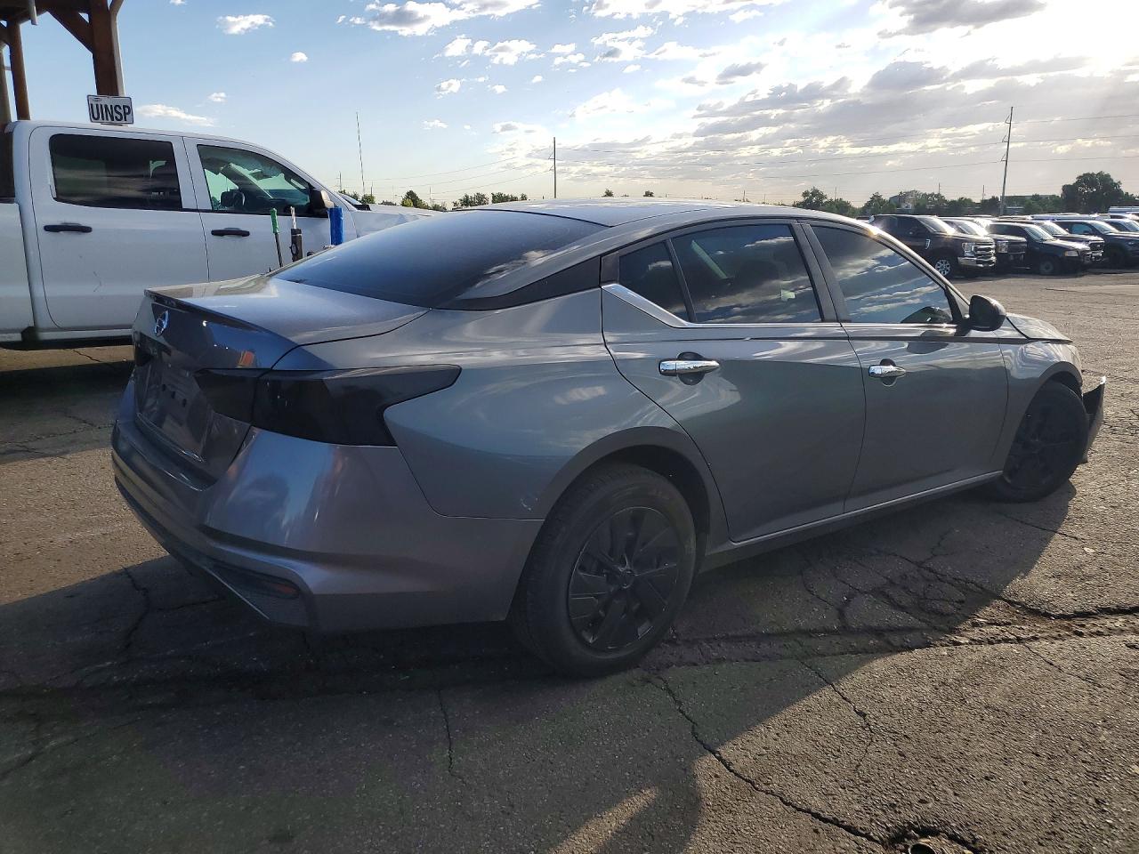 2022 NISSAN ALTIMA