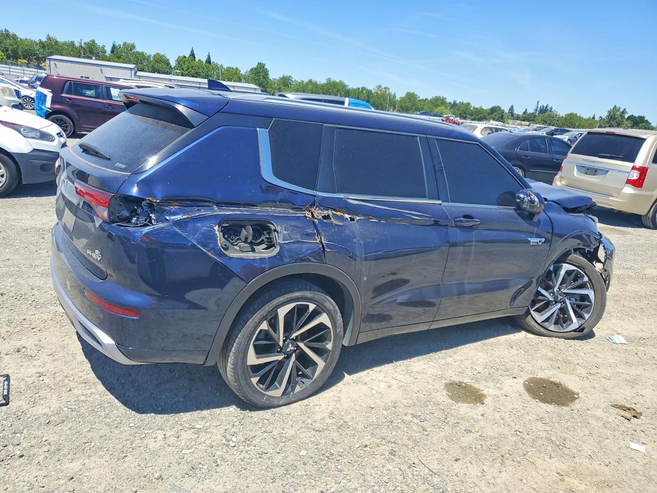2023 MITSUBISHI OUTLANDER