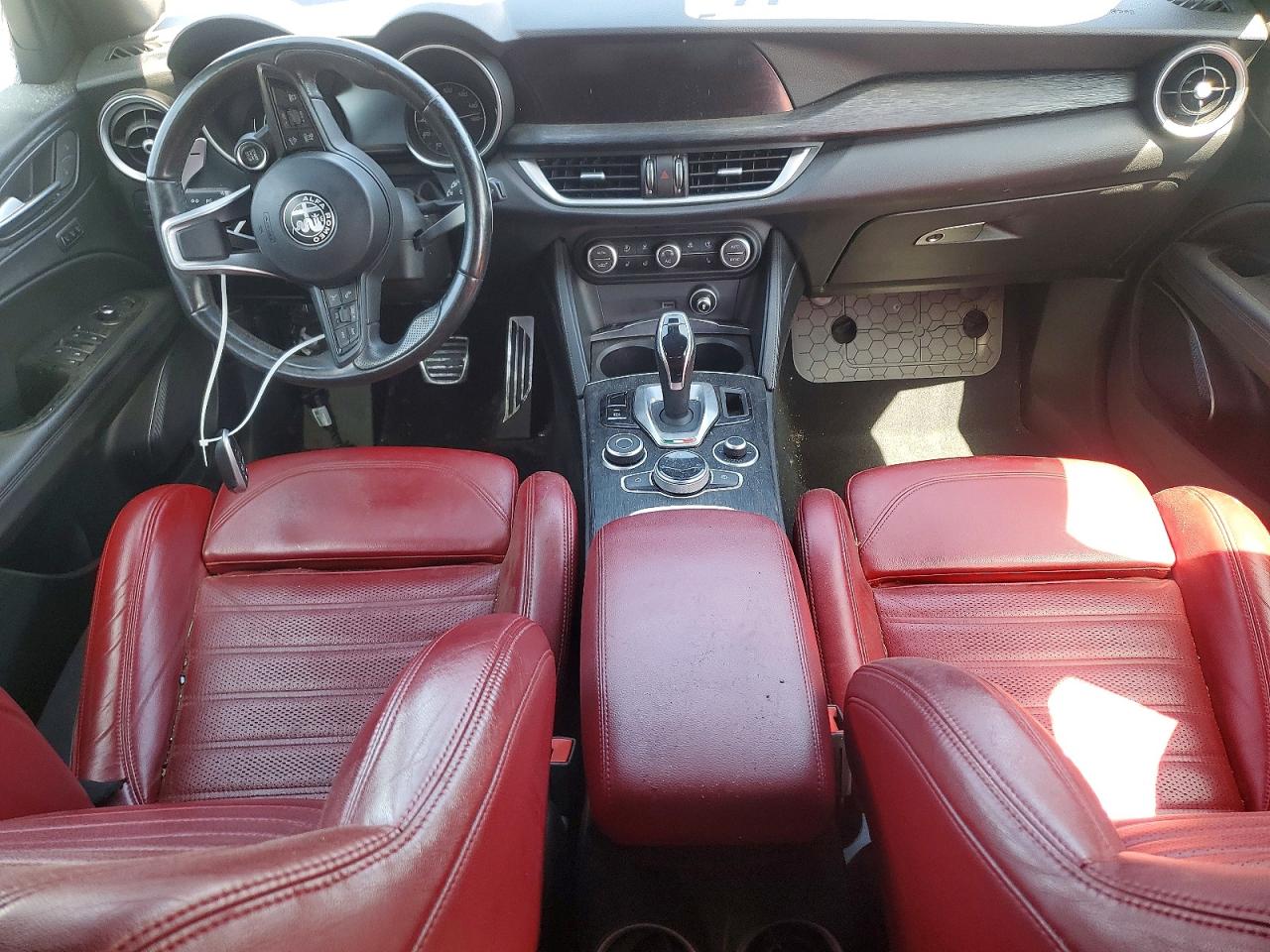 2022 ALFA ROMEO STELVIO