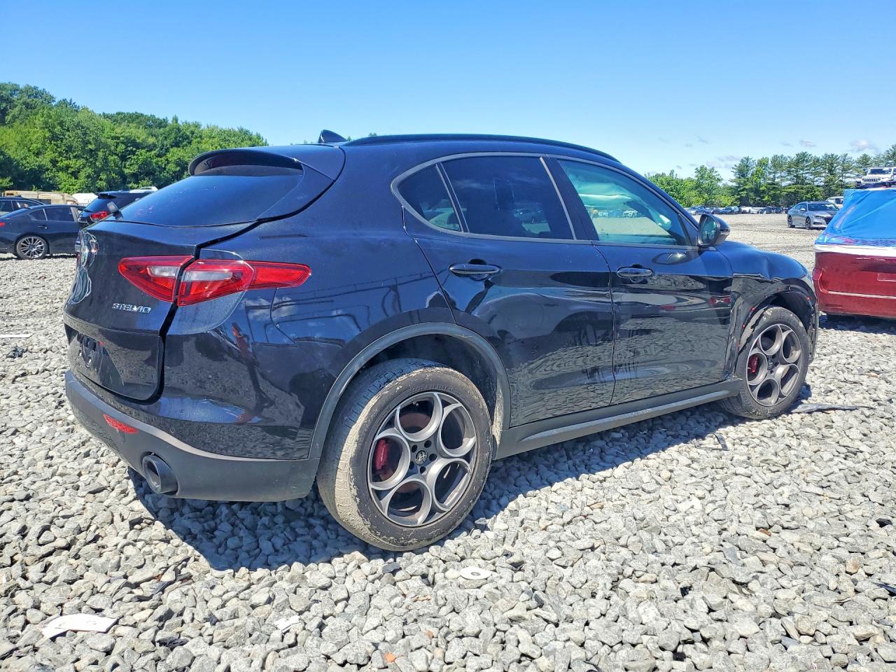 2022 ALFA ROMEO STELVIO
