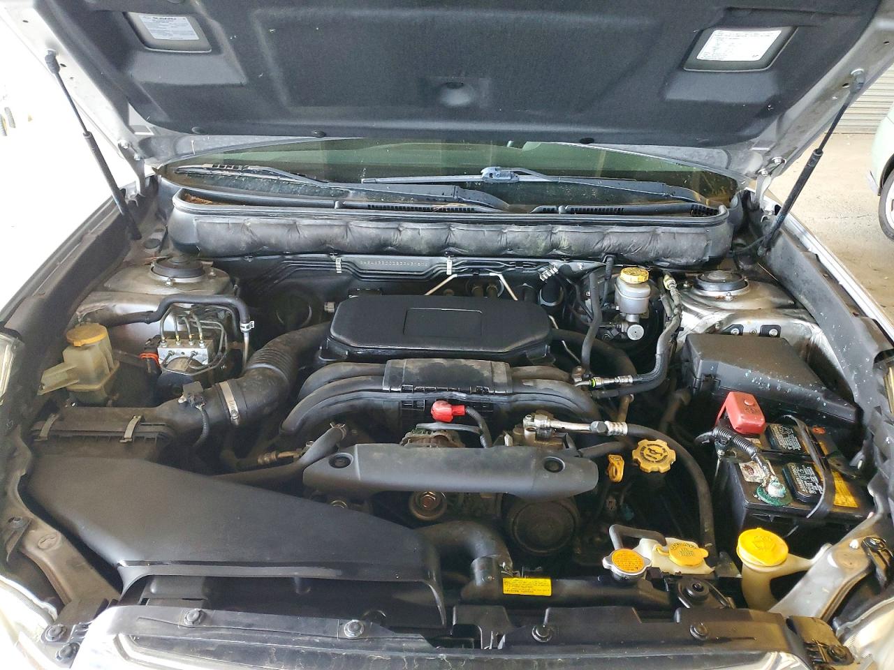 2011 SUBARU OUTBACK