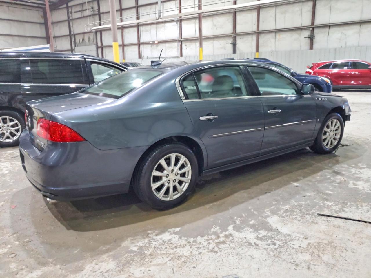 2010 BUICK LUCERNE