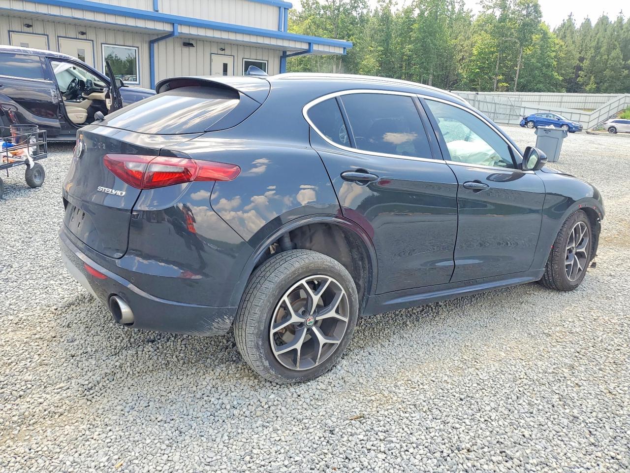 2021 ALFA ROMEO STELVIO