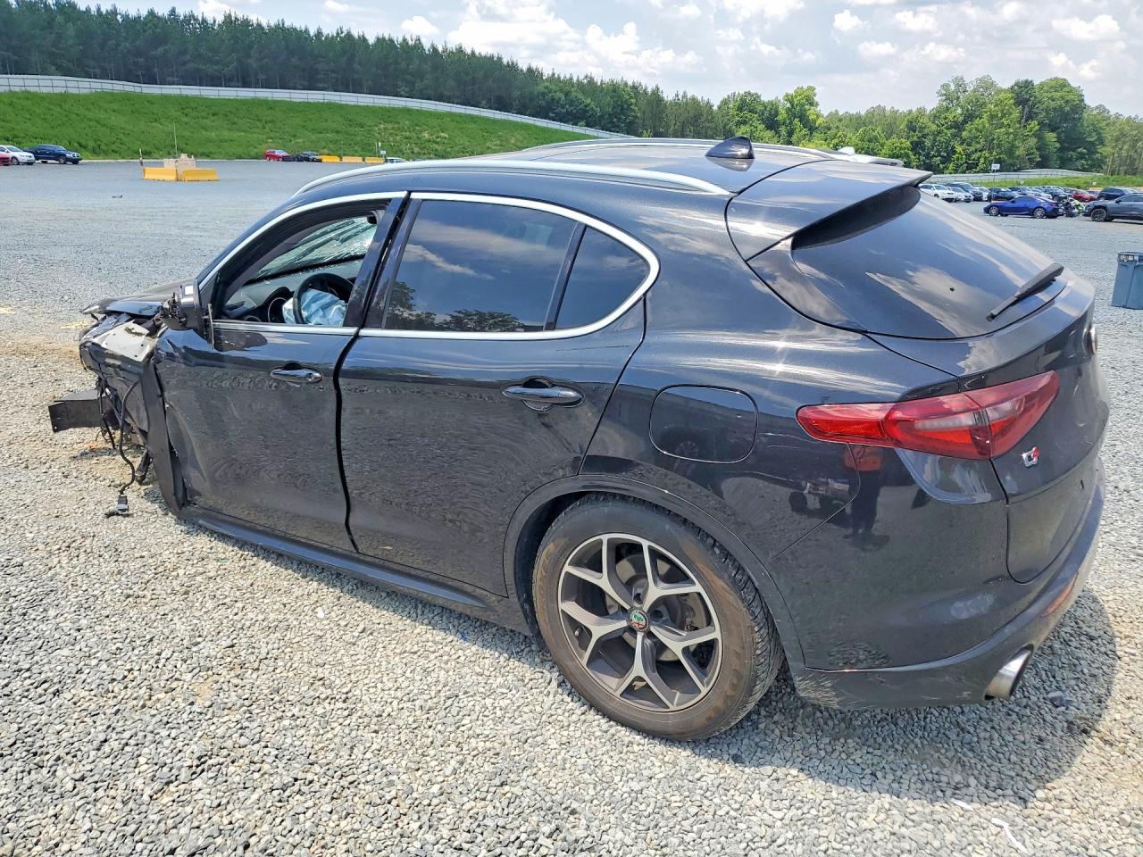 2021 ALFA ROMEO STELVIO