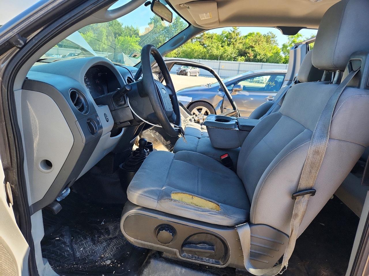 2004 FORD F150