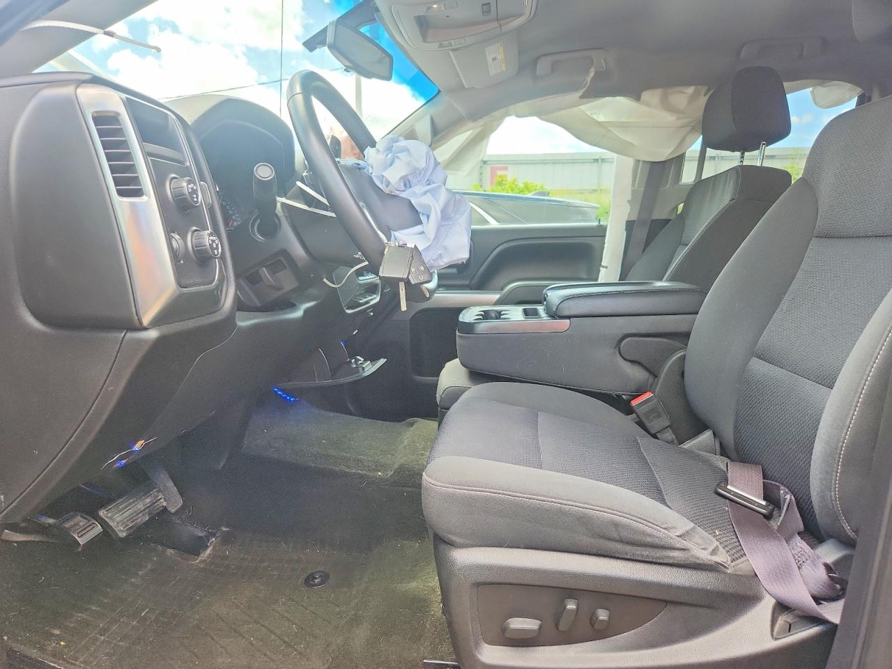 2017 CHEVROLET SILVERADO