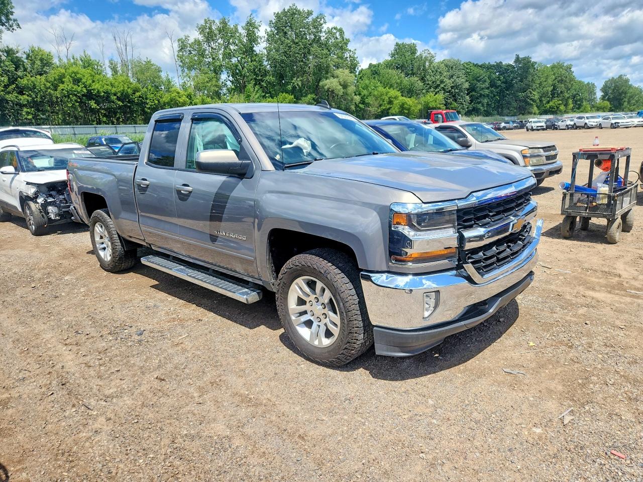 2017 CHEVROLET SILVERADO