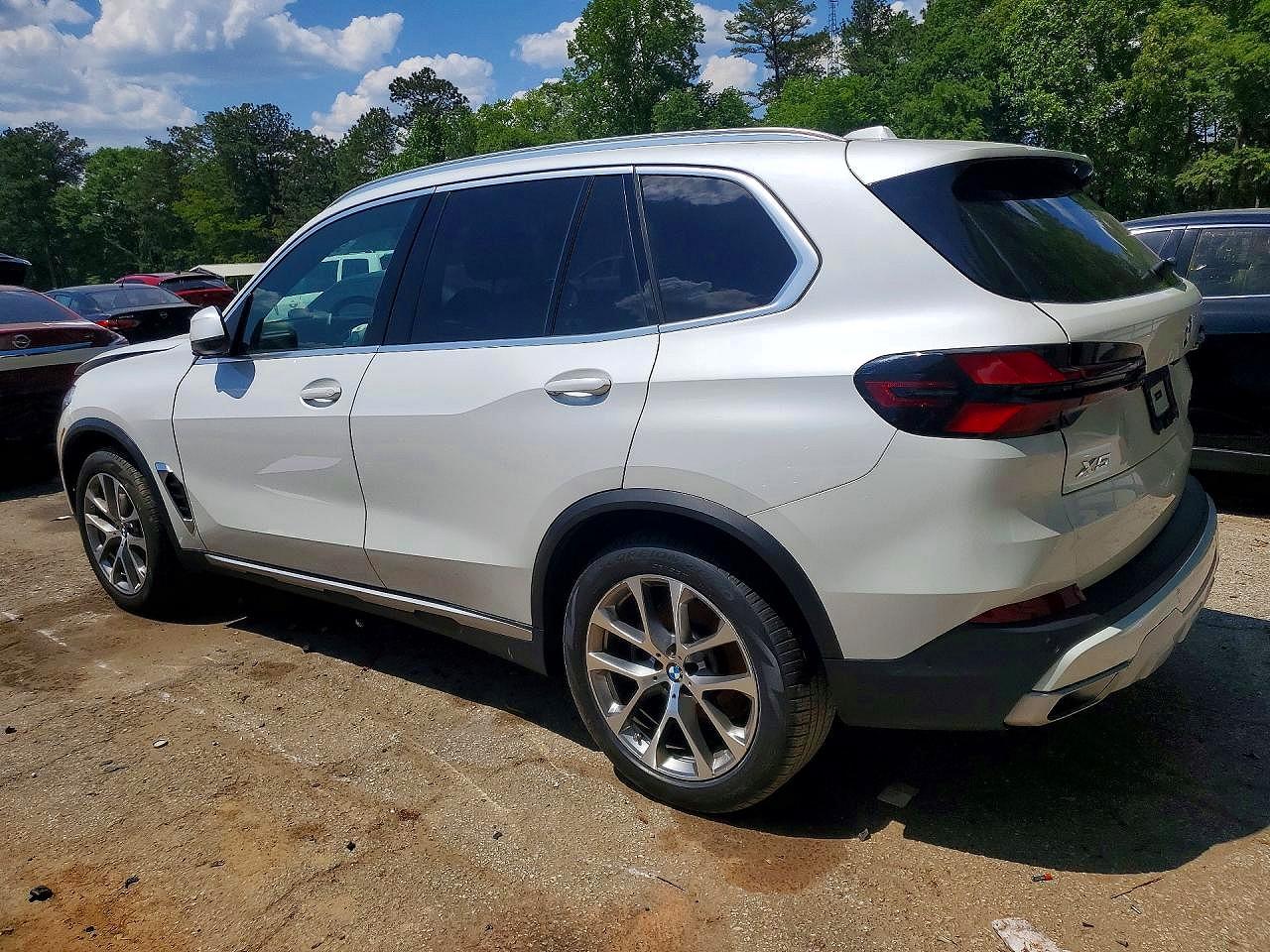 2025 BMW X5