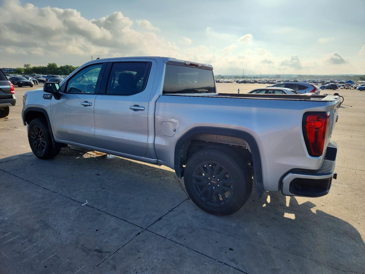 2022 GMC SIERRA