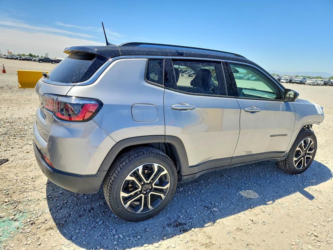 2022 JEEP COMPASS