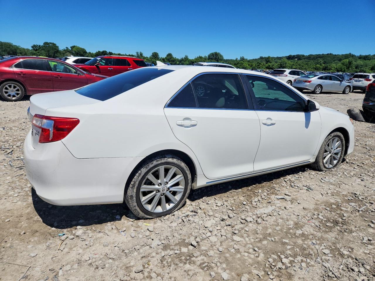 2013 TOYOTA CAMRY