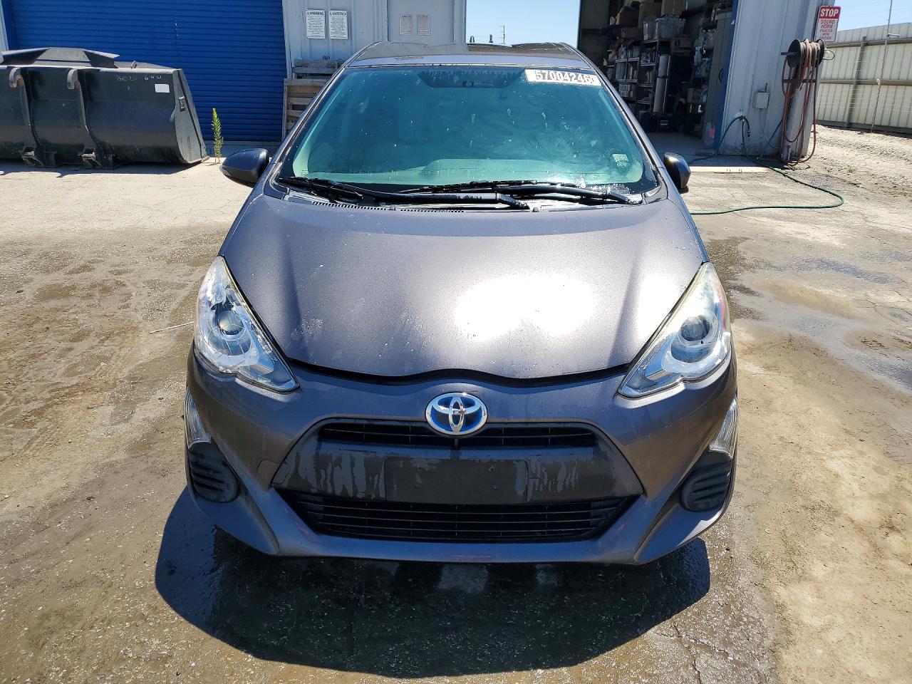 2016 TOYOTA PRIUS