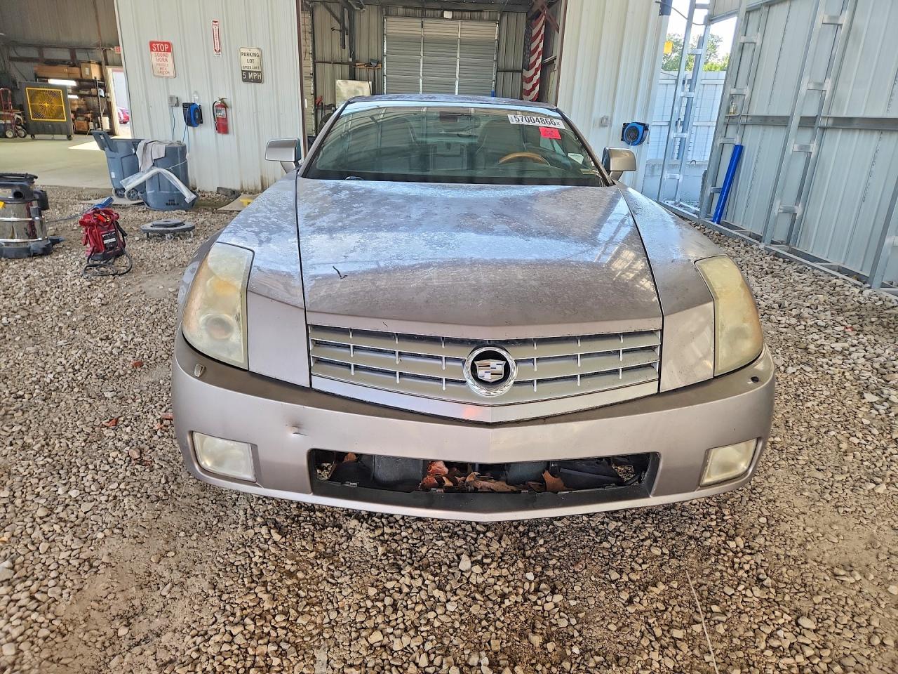 2005 CADILLAC XLR