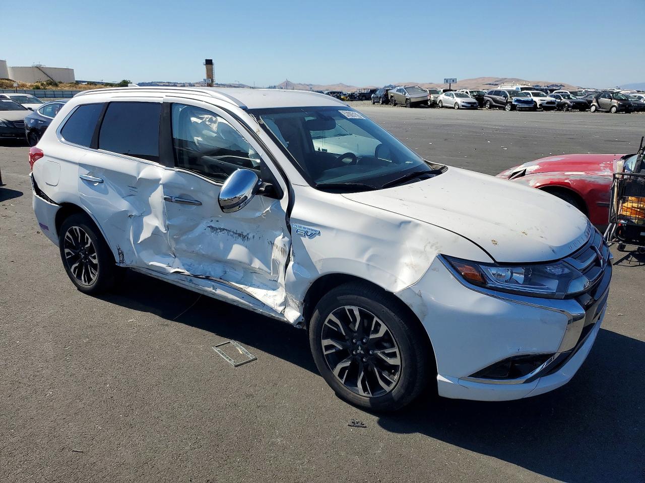 2018 MITSUBISHI OUTLANDER
