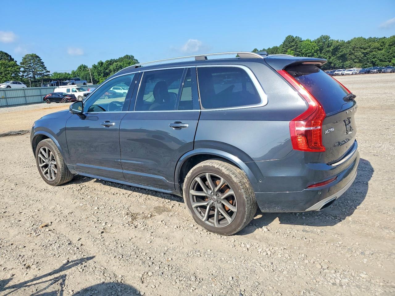 2016 VOLVO XC90