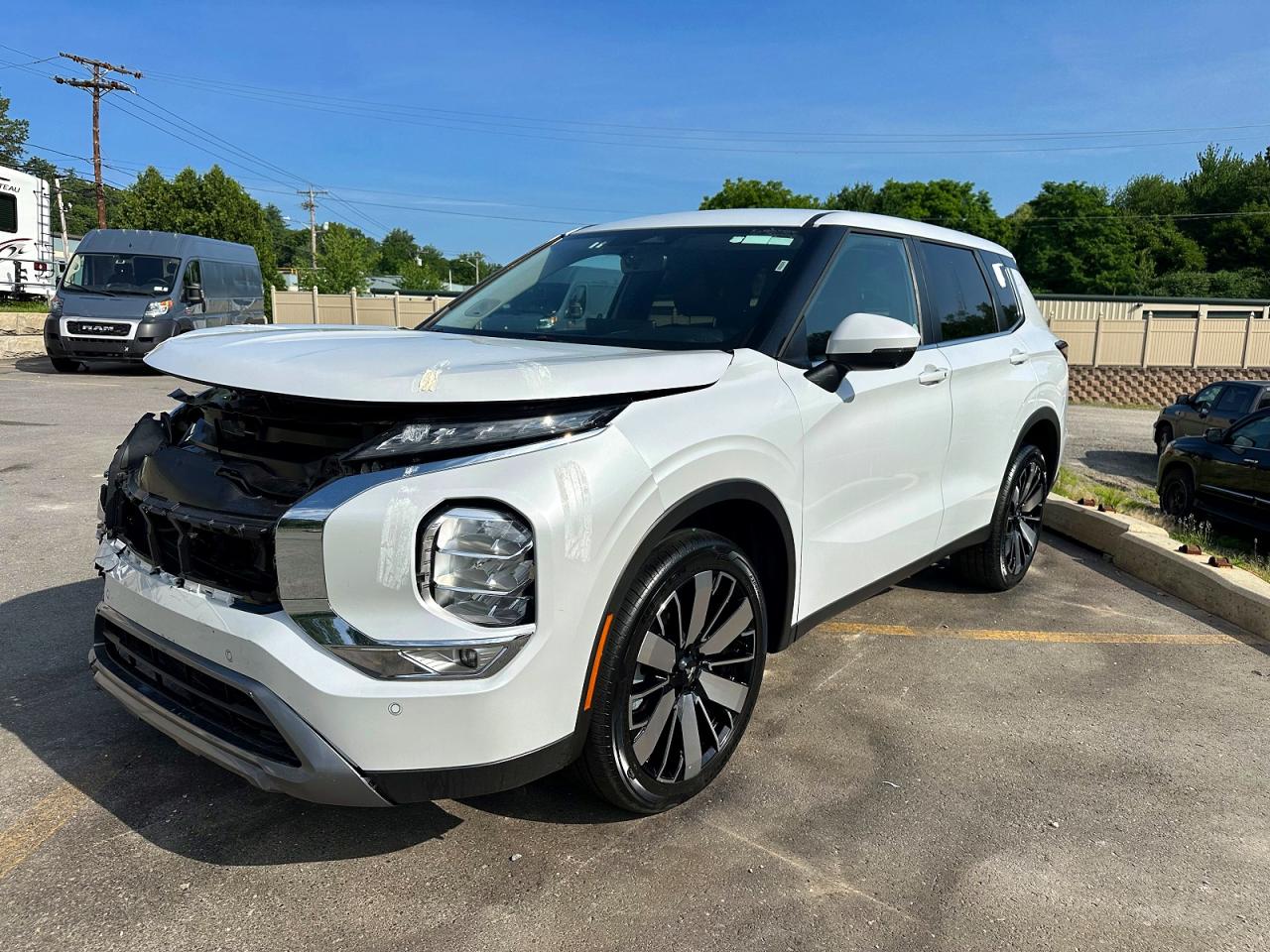 2025 MITSUBISHI OUTLANDER