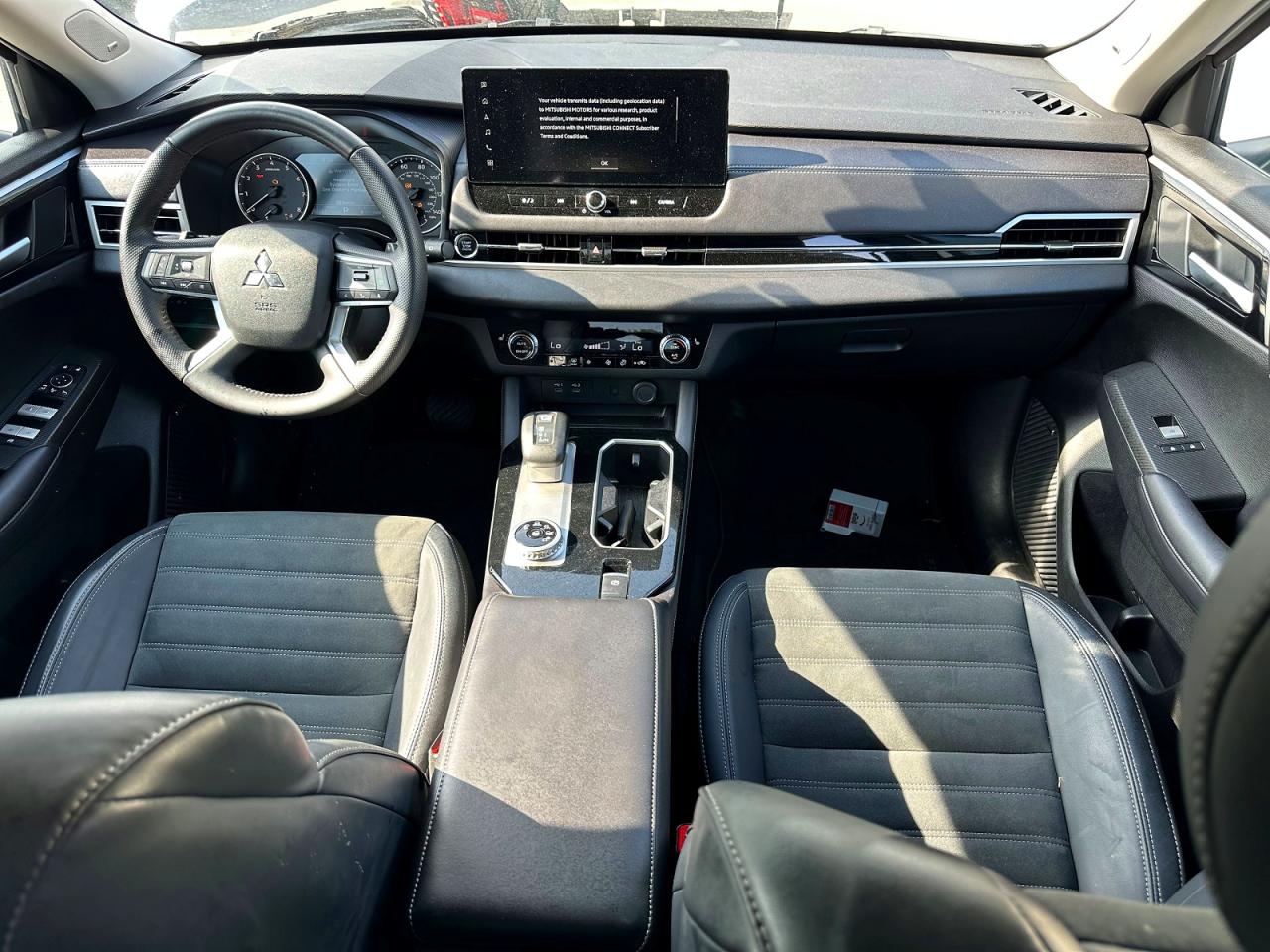 2025 MITSUBISHI OUTLANDER