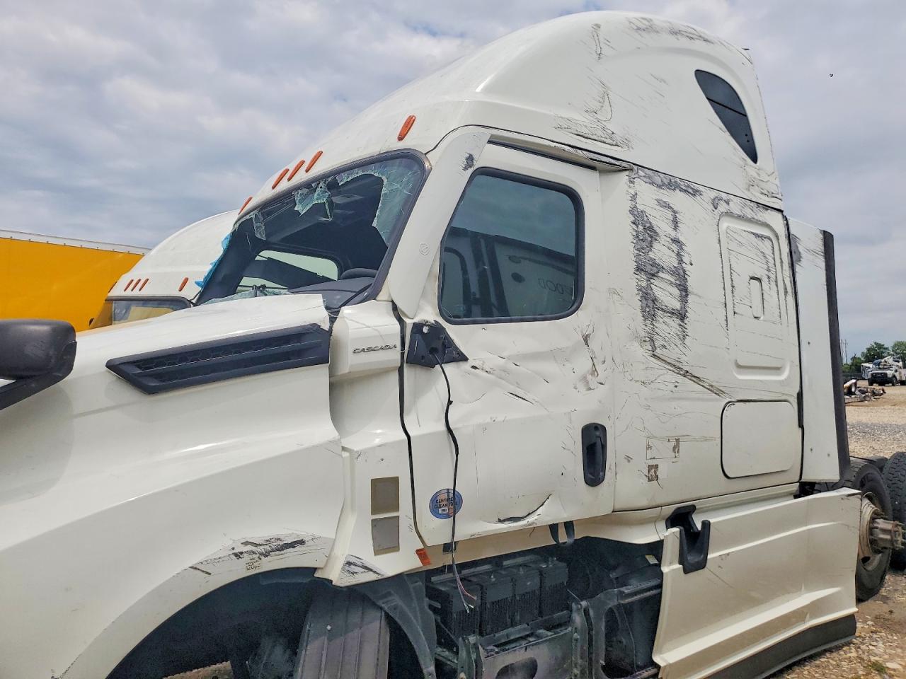 2023 FREIGHTLINER ALL OTHER
