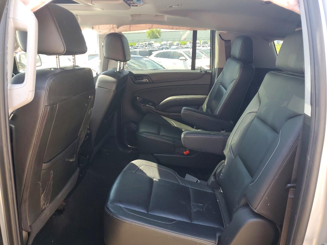 2017 GMC YUKON