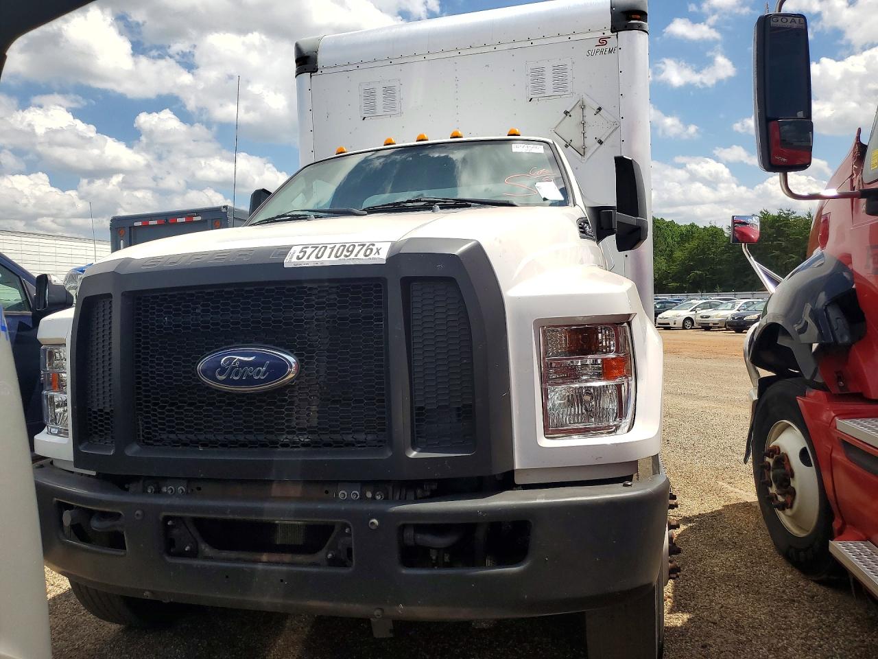 2017 FORD F750