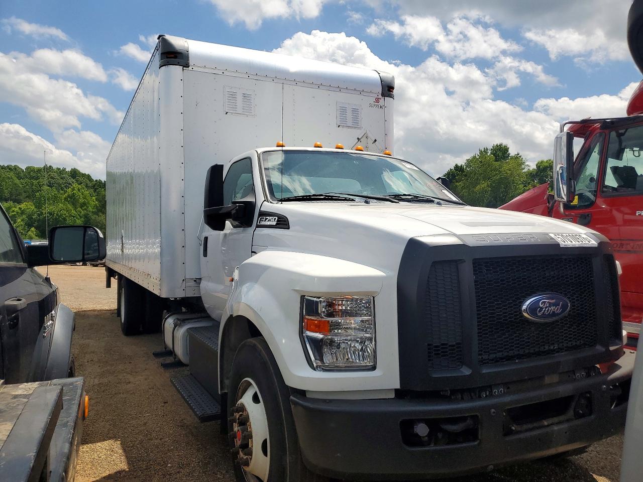 2017 FORD F750