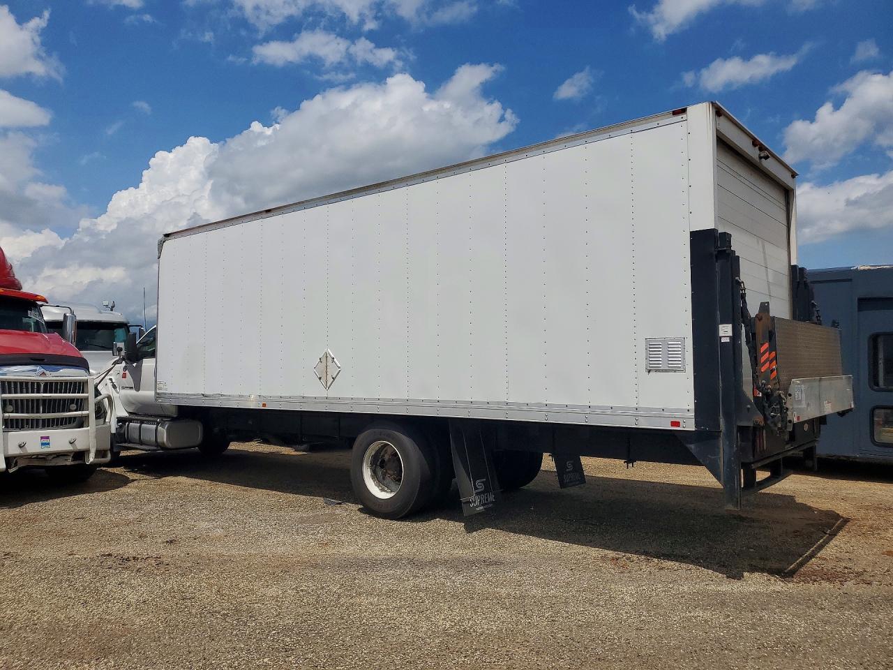 2017 FORD F750