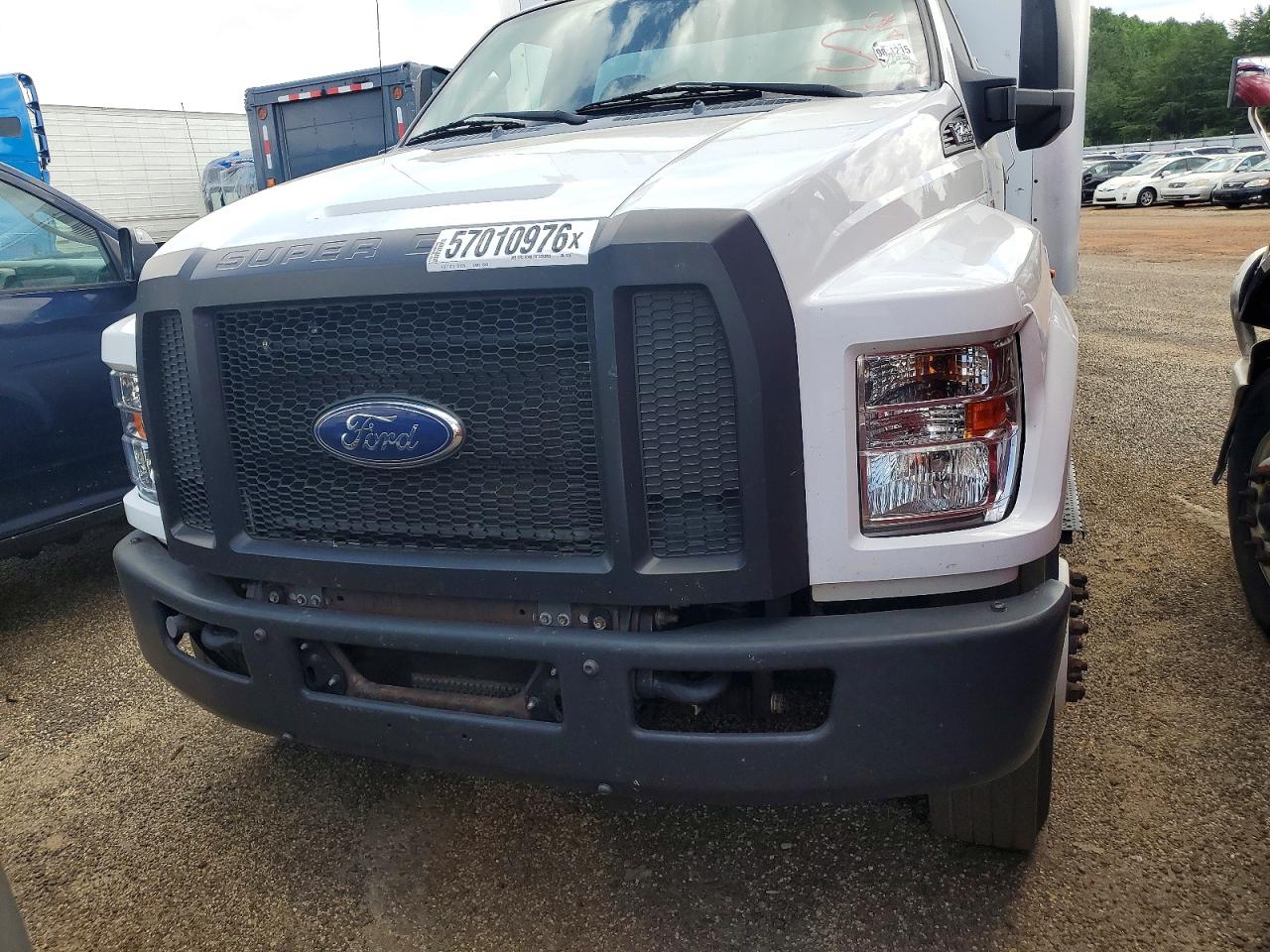 2017 FORD F750