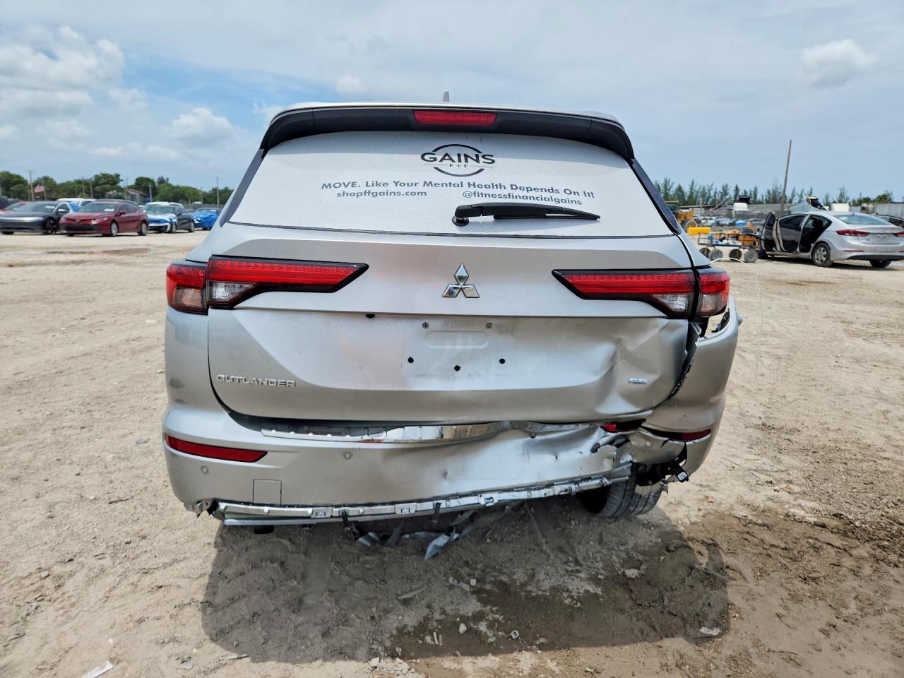 2024 MITSUBISHI OUTLANDER