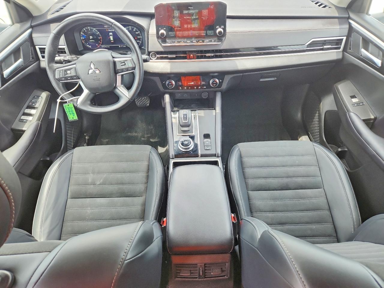 2024 MITSUBISHI OUTLANDER