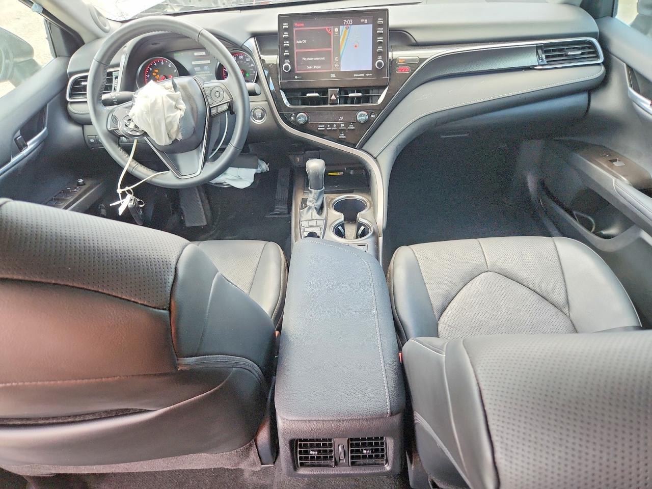 2024 TOYOTA CAMRY