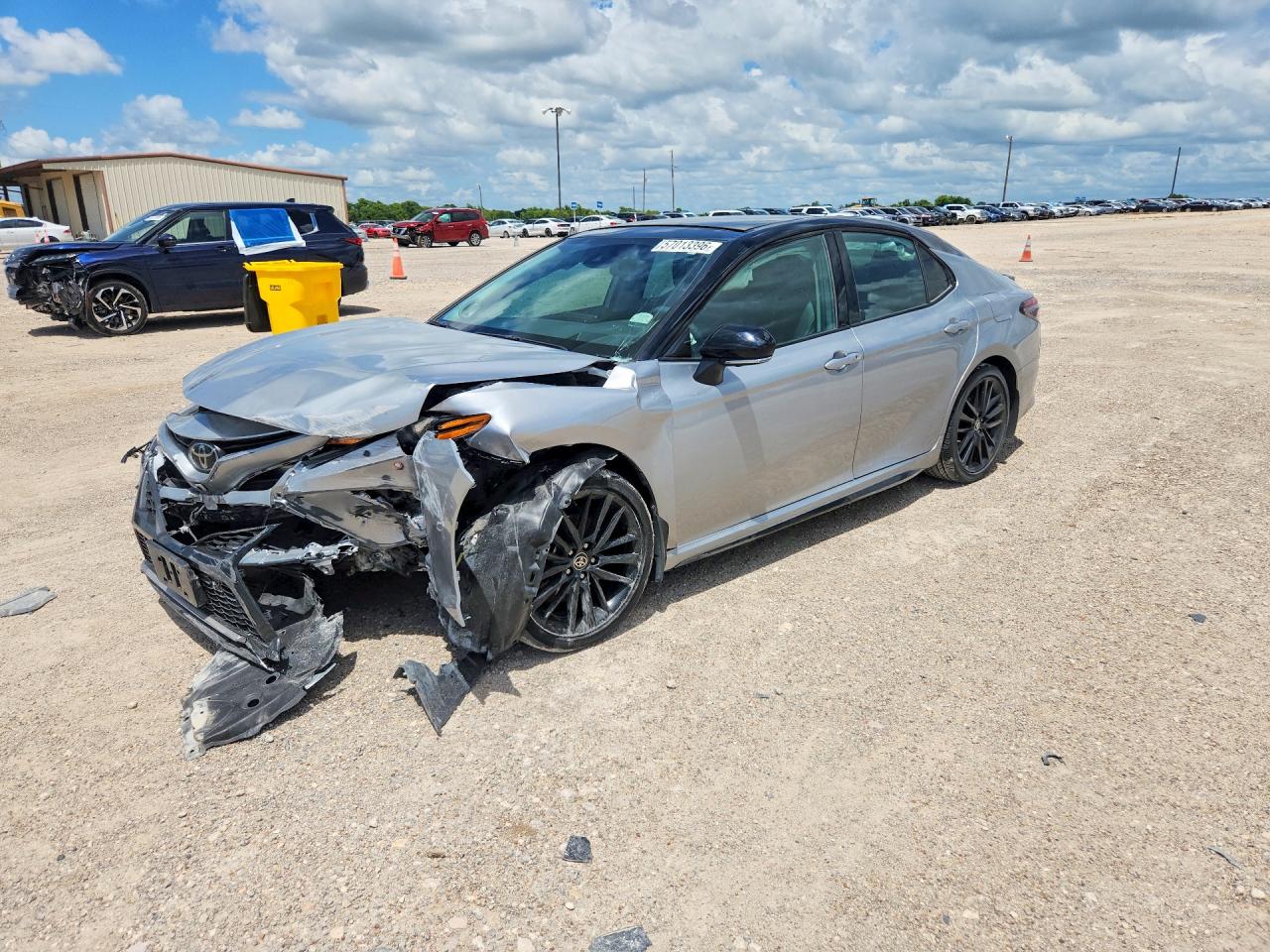 2024 TOYOTA CAMRY