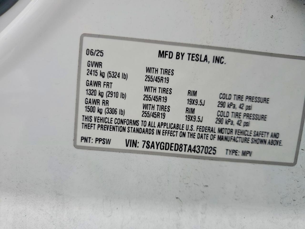 2026 TESLA MODEL Y