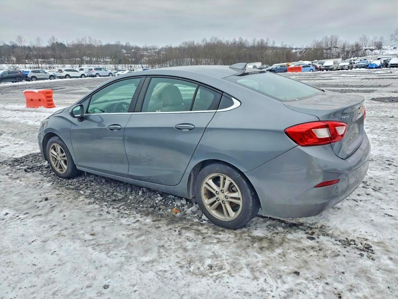 2018 CHEVROLET CRUZE