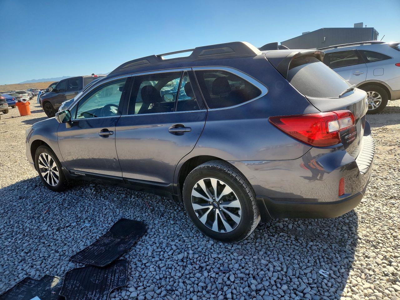 2016 SUBARU OUTBACK