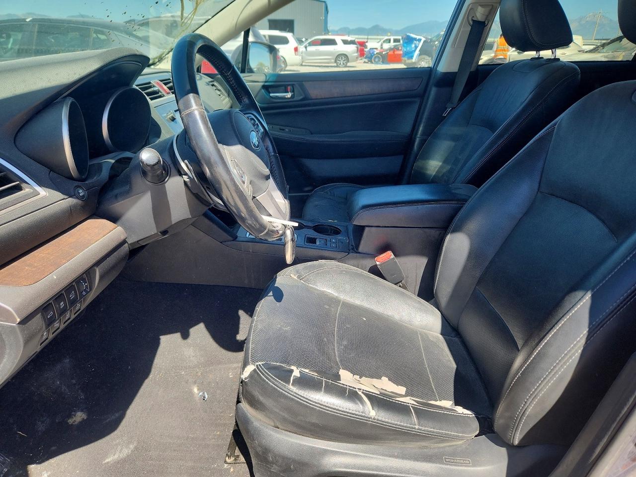 2016 SUBARU OUTBACK