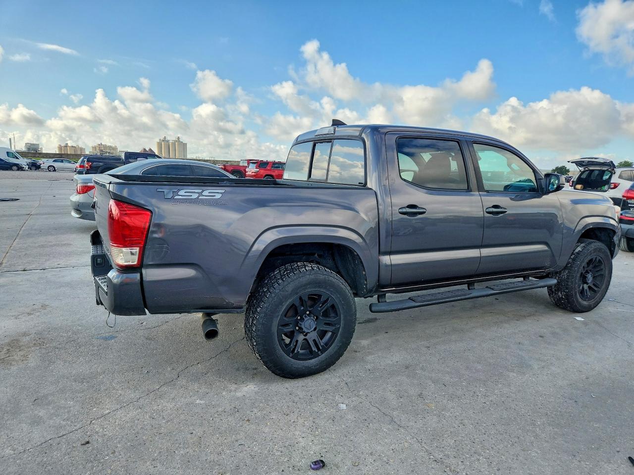 2019 TOYOTA TACOMA SR