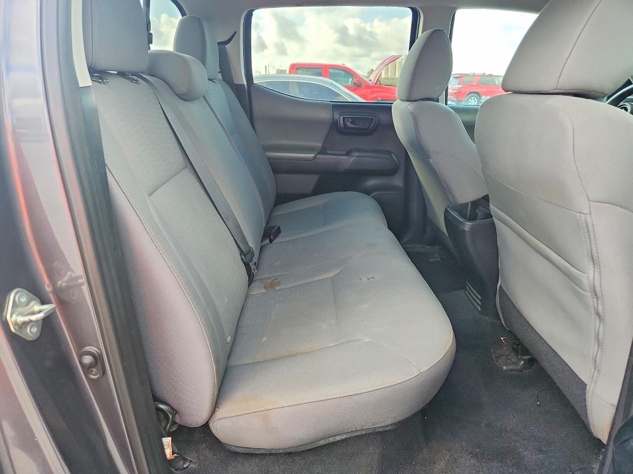 2019 TOYOTA TACOMA SR